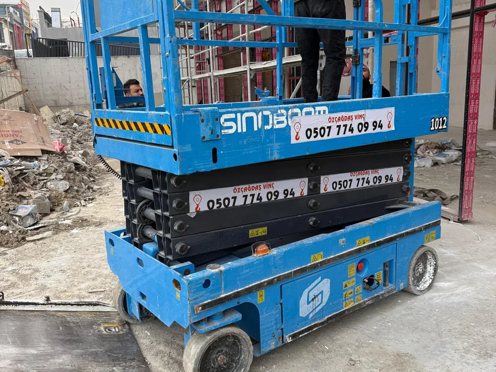 10 metre manlift